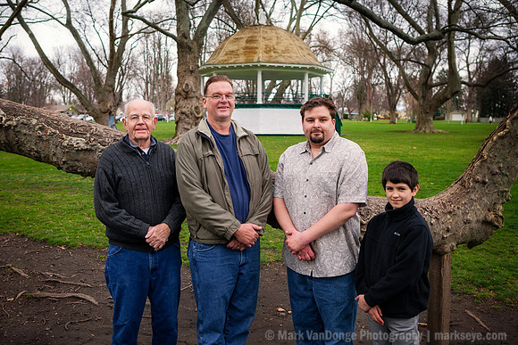 2012Portrait_Hansens_0008