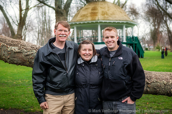 2012Portrait_Hansens_0016