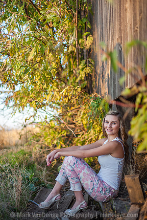 2014Senior_HannahV_0020
