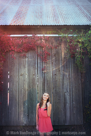 2014Senior_HannahV_0040 edit 1