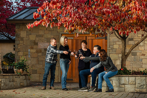 2024_Leonetti_Family_0026