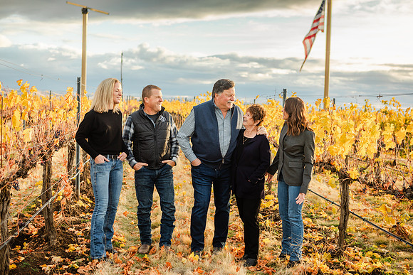 2024_Leonetti_Family_0005